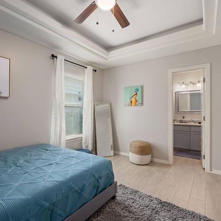 Cozy 3 Bed 2 Bath Apartment, Near Shopping Plazas, Expressway And Free Parking Edinburg Extérieur photo